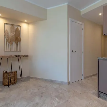 Altamira 73 - One Bed *